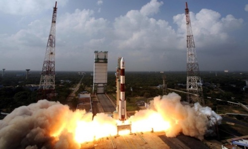 Индия запустила восемь спутников