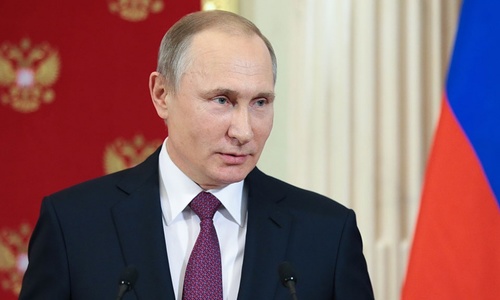 Путин решил не мешать Поклонской спорить с Учителем