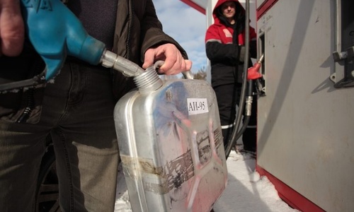 В Крыму снова нашли заправки с паршивым топливом