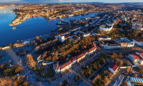 Севастополь и Ялта вошли в топ-5 городов РФ на 9 мая