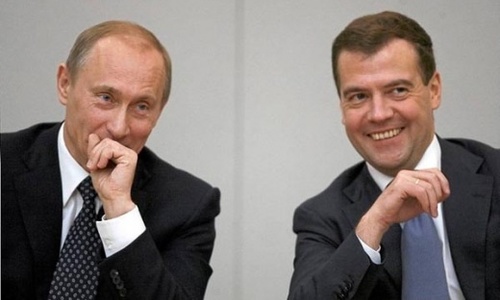 Луценко с Шойгу переключился на Путина и Медведева