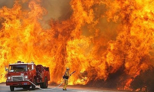 На пожаре в Ялте спасли пенсионерку