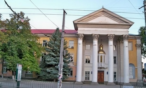 В Симферополе заблокировали храм украинской церкви