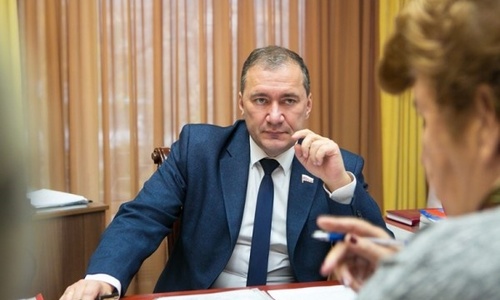 Севастопольский депутат намерен вести команду губернатора до конца