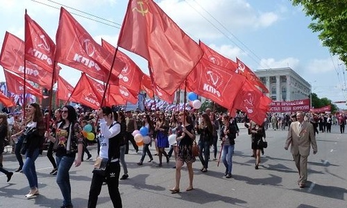 Члены КПРФ в Крыму слушаться Аксенова не намерены