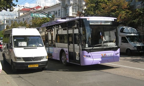 В Севастополе решили отменить более 60 автобусных маршрутов