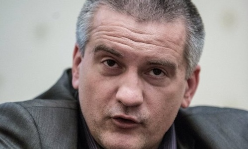 Аксенов разнес в пух и прах крымских застройщиков