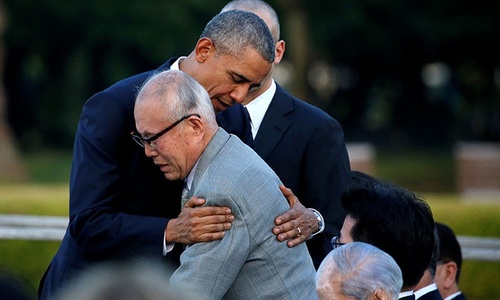 Обама побывал с историческим визитом в Хиросиме