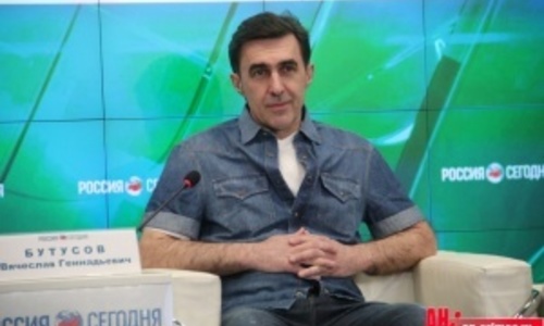 Бутусов рассказал о выступлении на дне города Симферополя