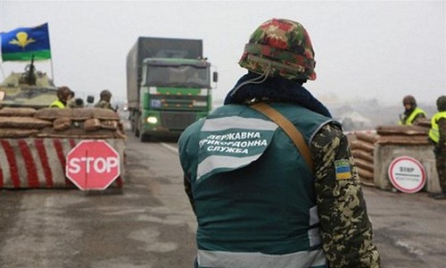 В бедах крымской границы винят Украину