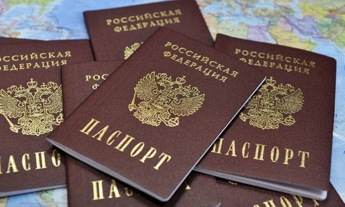 Путин поручил разобраться с отказами крымчанам в гражданстве РФ