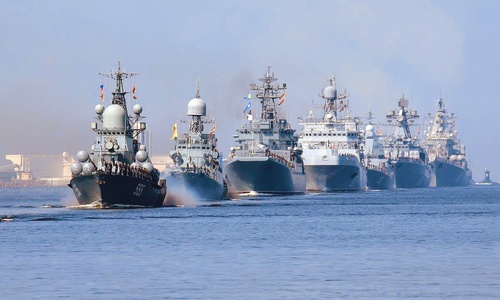 Военные корабли будут учиться не сталкиваться с гражданскими судами вблизи Крыма