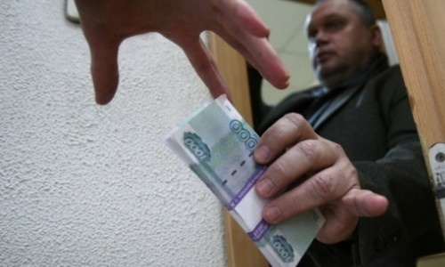 В Крыму наказали собирателей украинских долгов