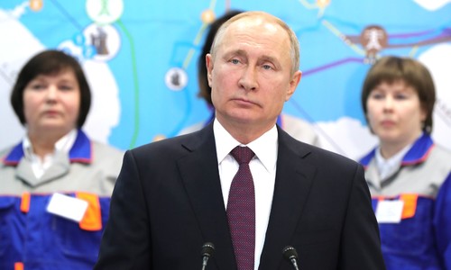 Крым заработает на запущенных Путиным ТЭС