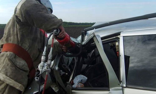В Крыму за выходные спасатели дважды помогали при ДТП