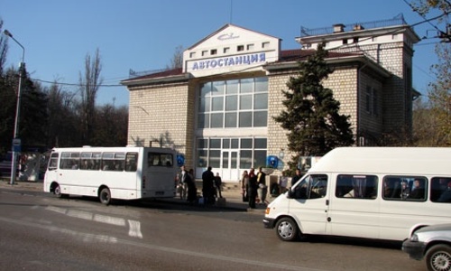 Севастопольский автовокзал навестили военные