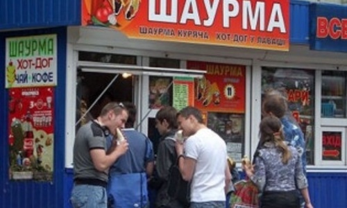 В Одесской области 70 человек отравились шаурмой
