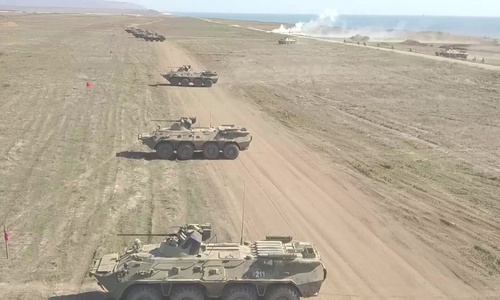 Три тысячи военных ЧФ учились захватывать берег в Крыму