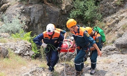 В Крыму спасали мужчину, которому стало плохо в горах