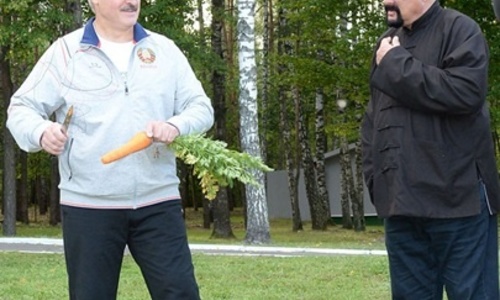 Стивен Сигал гостит у Александра Лукашенко