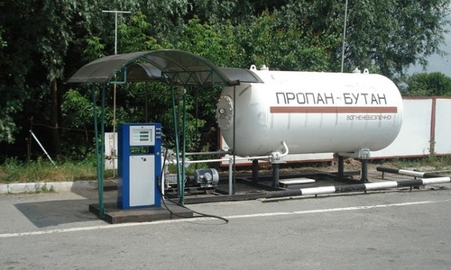 На крымских заправках появился газ