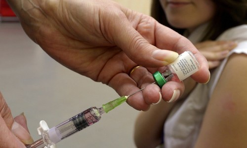 Севастопольцам пообещали достать вакцину от кори