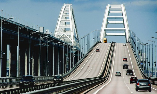 На Крымском мосту рекорд трафика