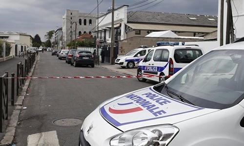 Во Франции два человека захватили заложников в церкви