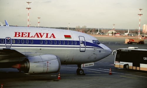 Белорусы пока не готовы сунуть в Крым самолетный нос