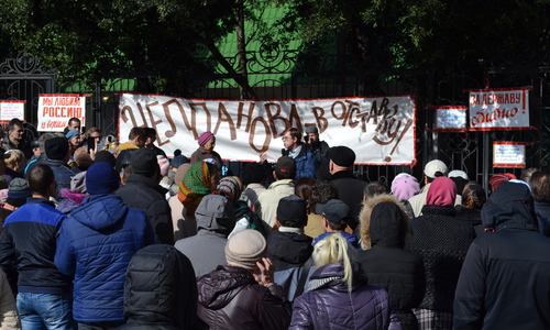 Ялтинцы митинговали за отставку мэра