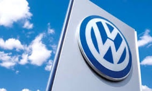 В Volkswagen и Adidas поддерживают крымские санкции