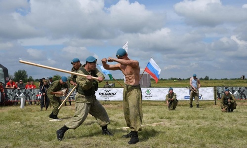 За участников «Гонки героев» в Крыму отвечают военные