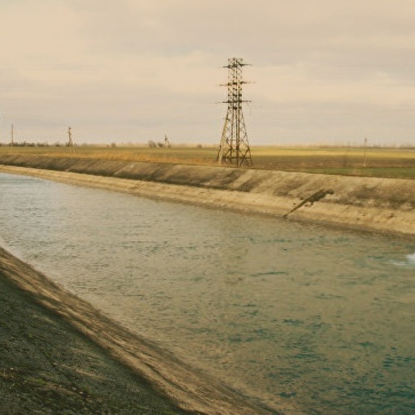 Президенту страны пообещали наполнить Северо-Крымский канал водой
