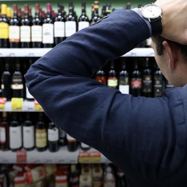 Ялтинский магазин наказали за слишком дешевый алкоголь