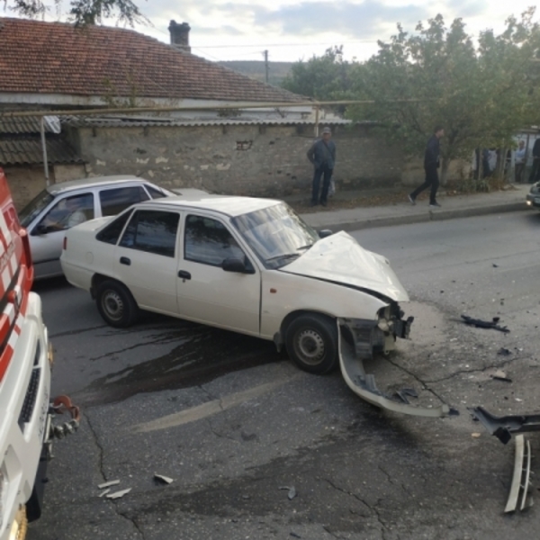 В ДТП в Феодосии пострадало три человека
