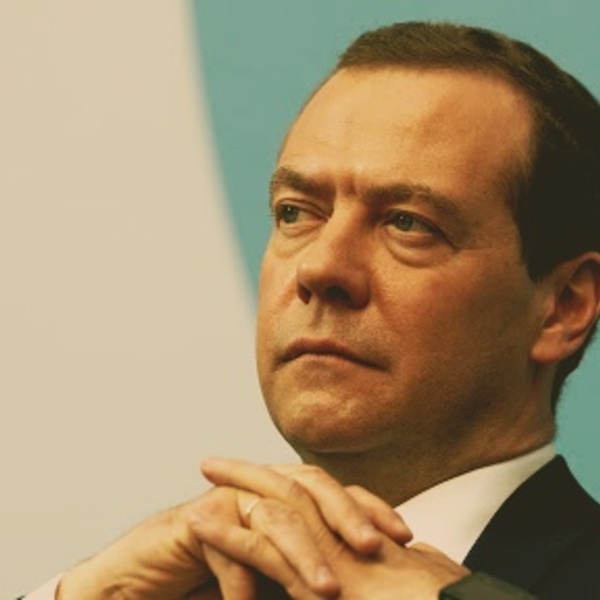 Дмитрий Медведев еще в 2014 предлагал для Крыма опреснение